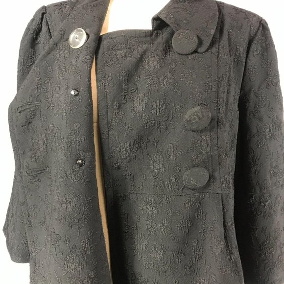 Truworths EU Size 40 (US 8) Black Embossed Double Breasted 3/4 Sleeve Jacket - Picture 6 of 10
